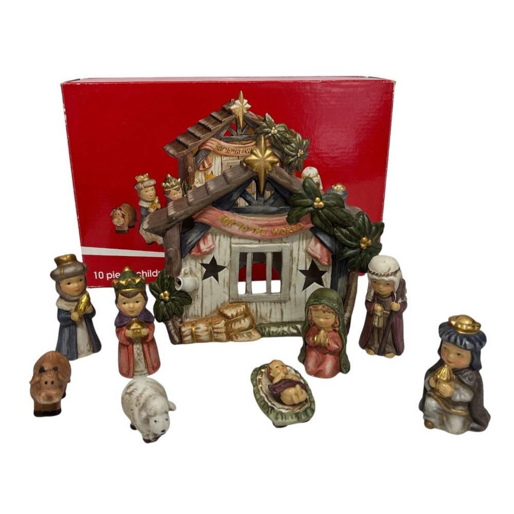 VINTAGE Children's Porcelain Christmas Nativity Set 9 Pieces + Manger New in Box